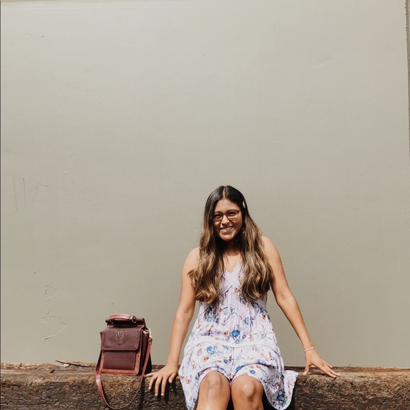 Meet your Posher, Zuri - Picture 4 of 7